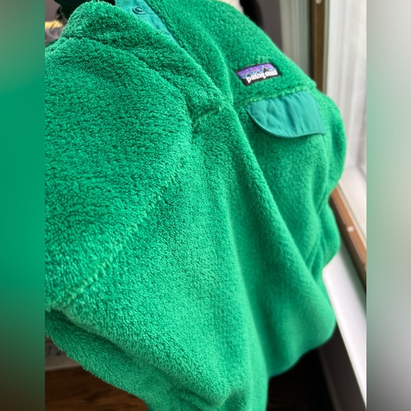 Medium Fuzzy Patagonia - Picture 3 of 4